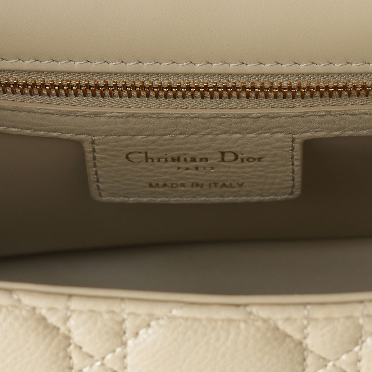 CHRISTIAN DIOR(USED)크리스찬디올 카로 미듐 숄더백